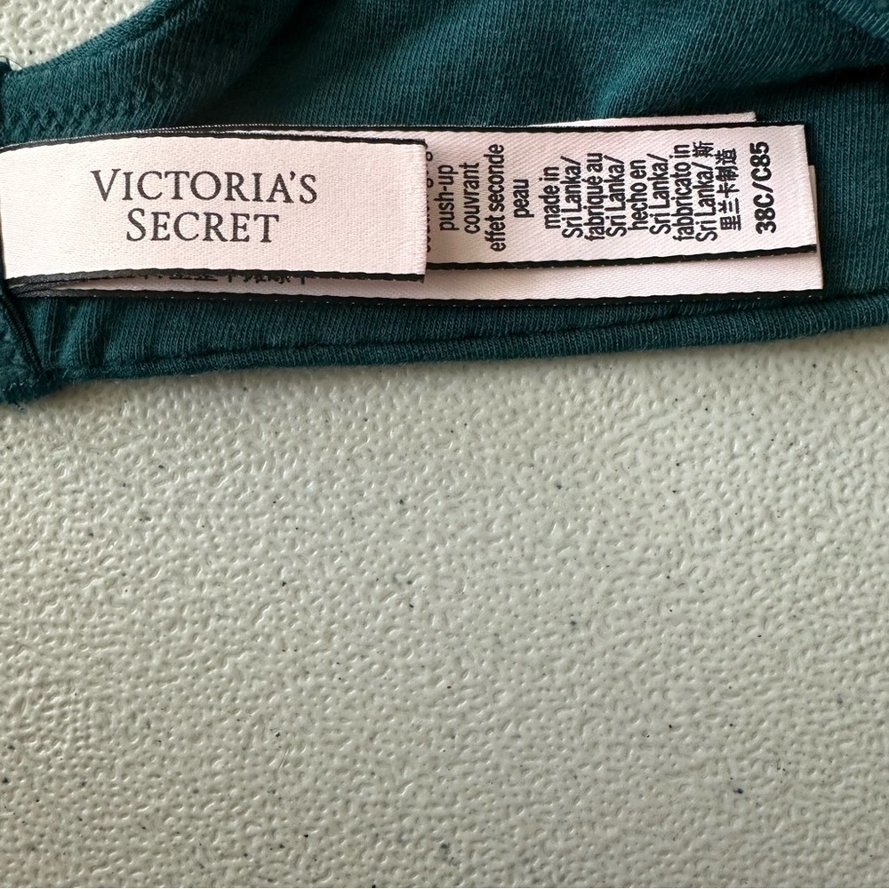 Victoria secret push up bra - Picture 4 of 6